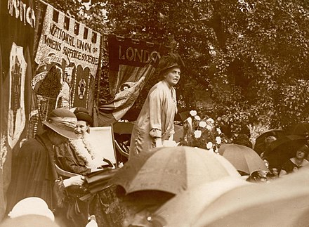 Eleanor Rathbone, adressing a rally 1929