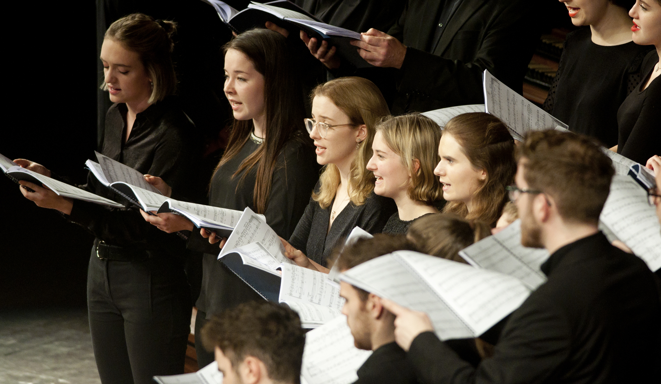 About Chapel Choir Tour India Tour Mumbai Concert