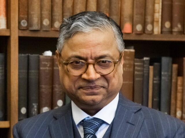 Headshot of Foundation fellow Gopal Subramanian