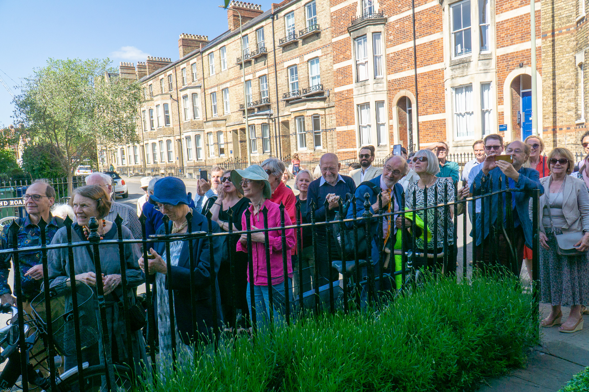 Walton st crowd foot plaque 1