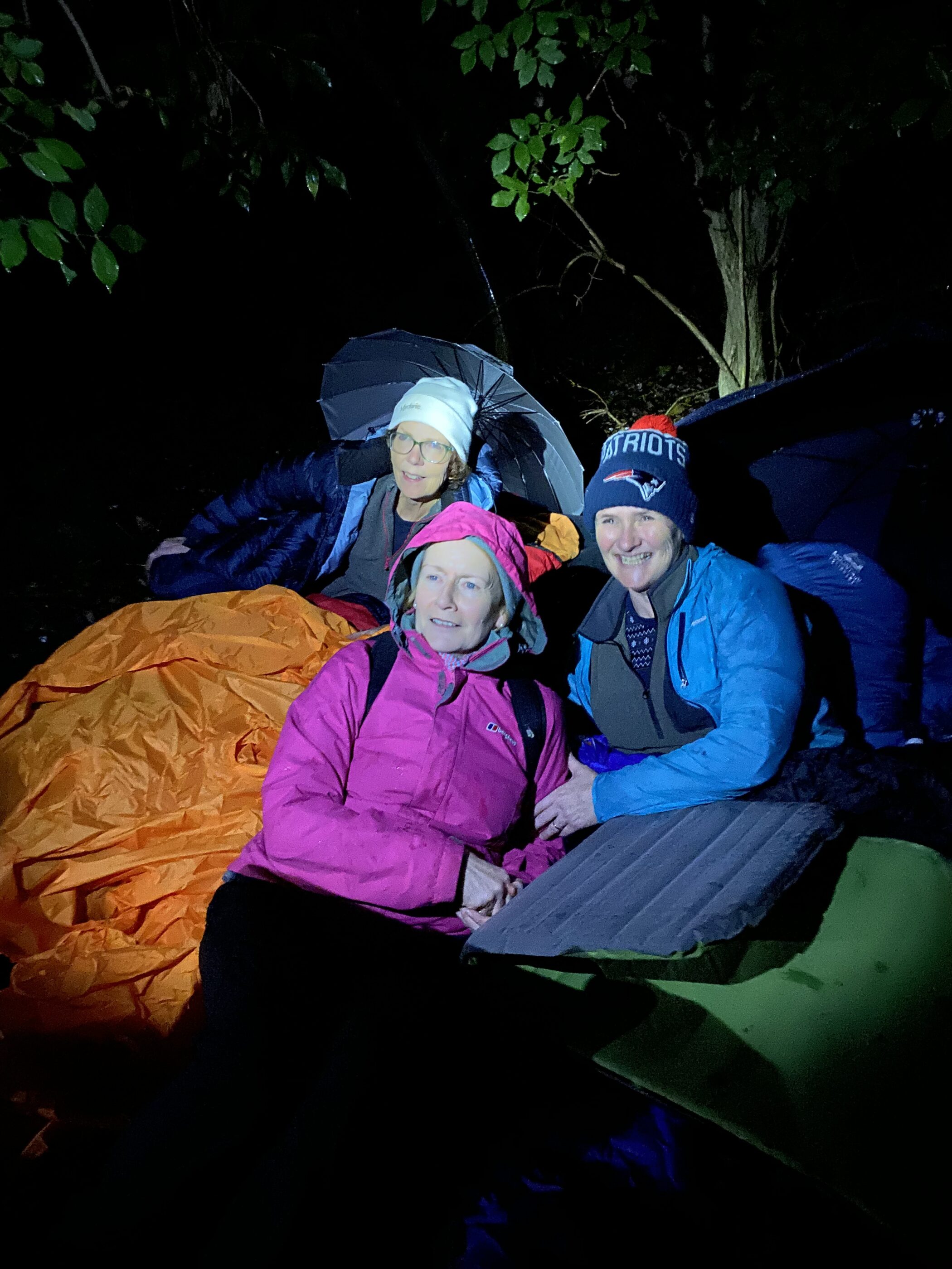 Jan Royall during the 2023 CEO Sleepout, with Dame Helen Ghosh (centre), Master of Balliol College; and Professor Irene Tracey, the Vice-Chancellor of Oxford University
