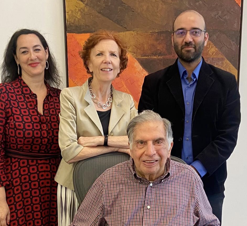 Mr Ratan Tata GBE, seated, with (l-r) Development Director Sara Kalim, Somerville Principal Jan Royall and OICSD Programme Director Dr Siddarth Aurora