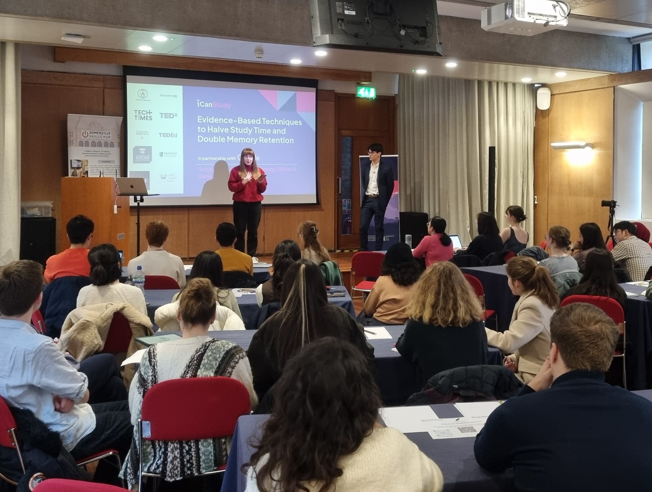 Chloe Riley (2022, PPE) co-hosts an Academic Skills Hub talk